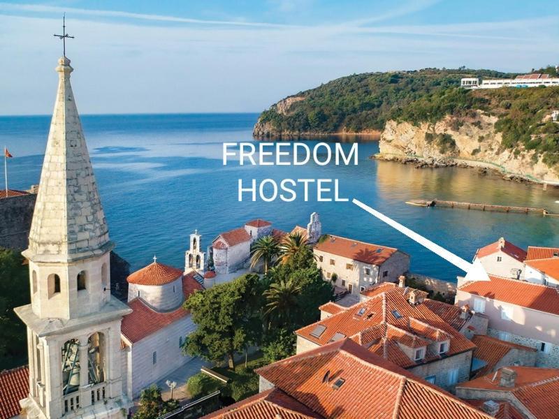 Freedom Hostel 부드바 외부 사진